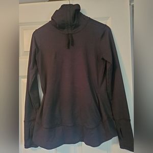 Calia Carrie underwood warm up top M